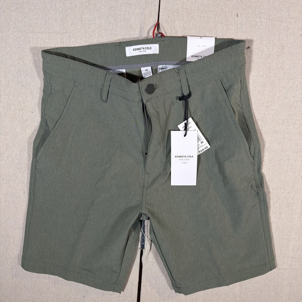 Kenneth Cole Tech Shorts Lightweight Stretch Wicking 8.5 In Seam Size 30 $69‎